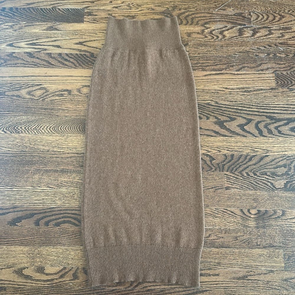 The Reset Perfect Pencil Knit Midi Skirt in Cedar Brown Size S - Picture 15 of 15